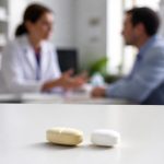 découvrez si l'association d'acupan et de doliprane est sécuritaire, avec un point détaillé sur les interactions médicamenteuses à connaître avant de les prendre ensemble.